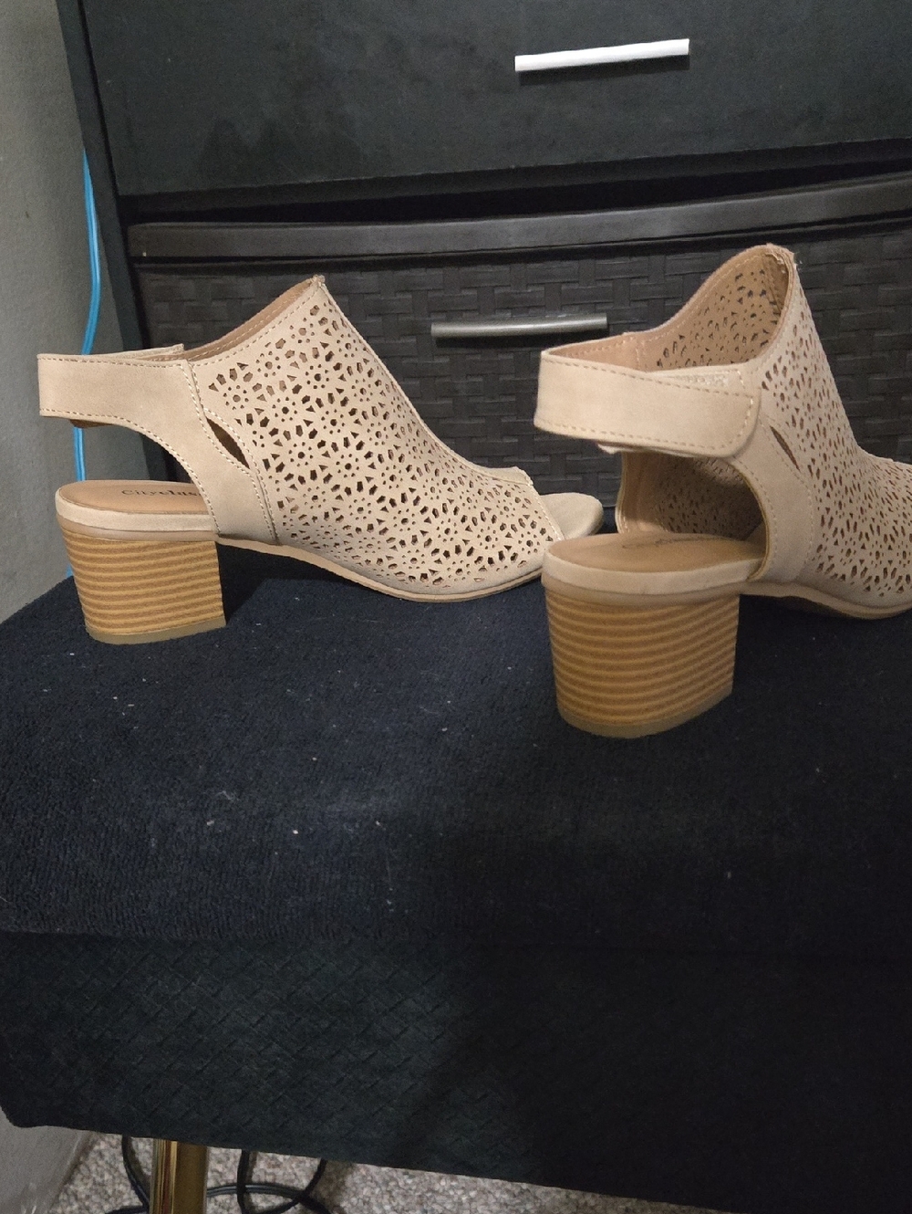 Cityclassified Nude Laser-Cut Slingback Block Heel Sandals